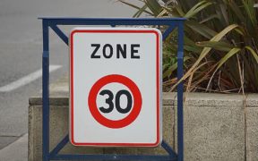 30 km/h