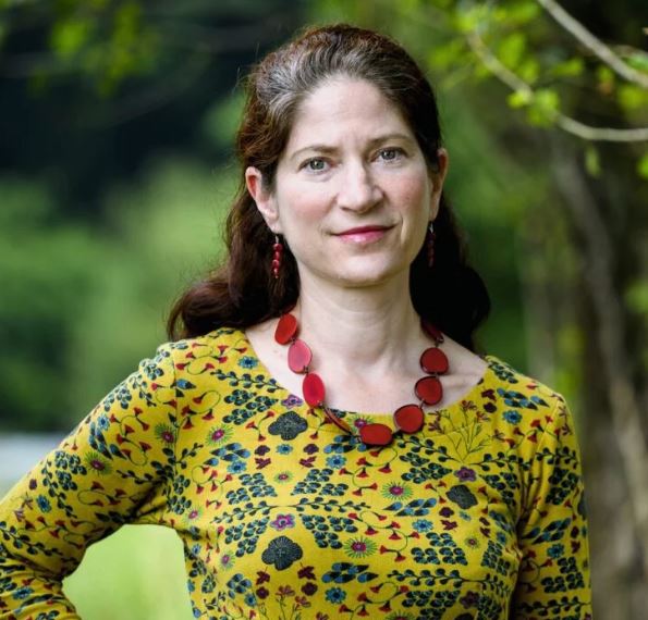 Picture of Julia Steinberger